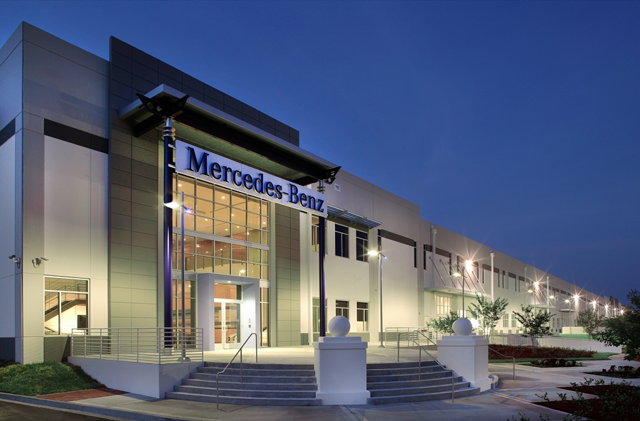 Mercedes Parts Distribution Facility | Exterior Night | Jacksonville, FL | Industrial Architect