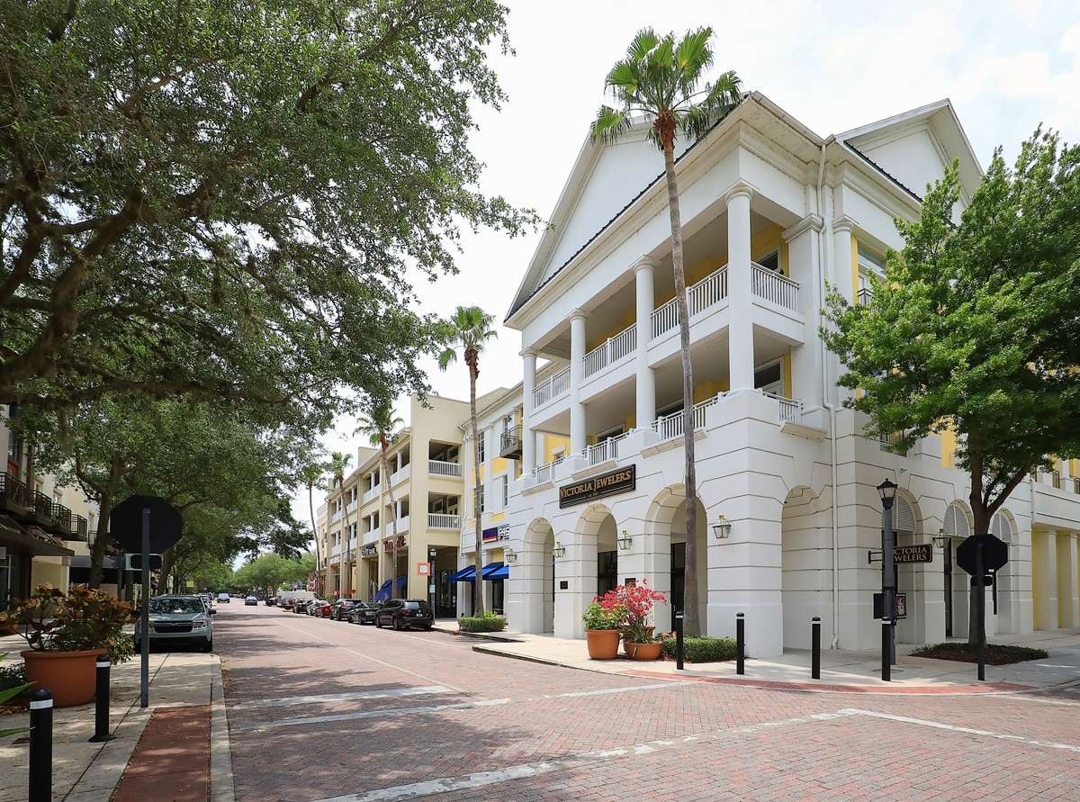 Baldwin Park, a picturesque neighborhood with beautiful homes, friendly people, and a shopping area on the side of the lake in Orlando, Florida, USA.